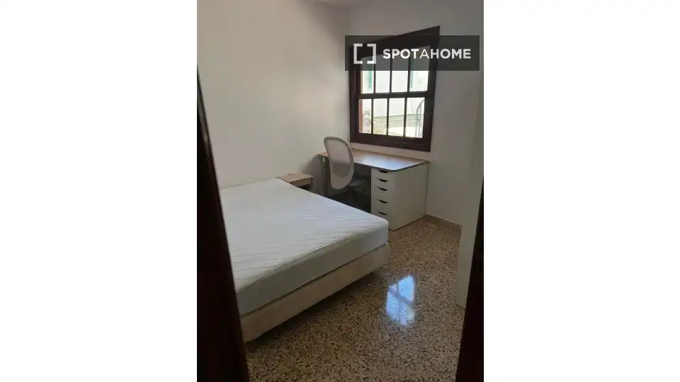 Room in Centro