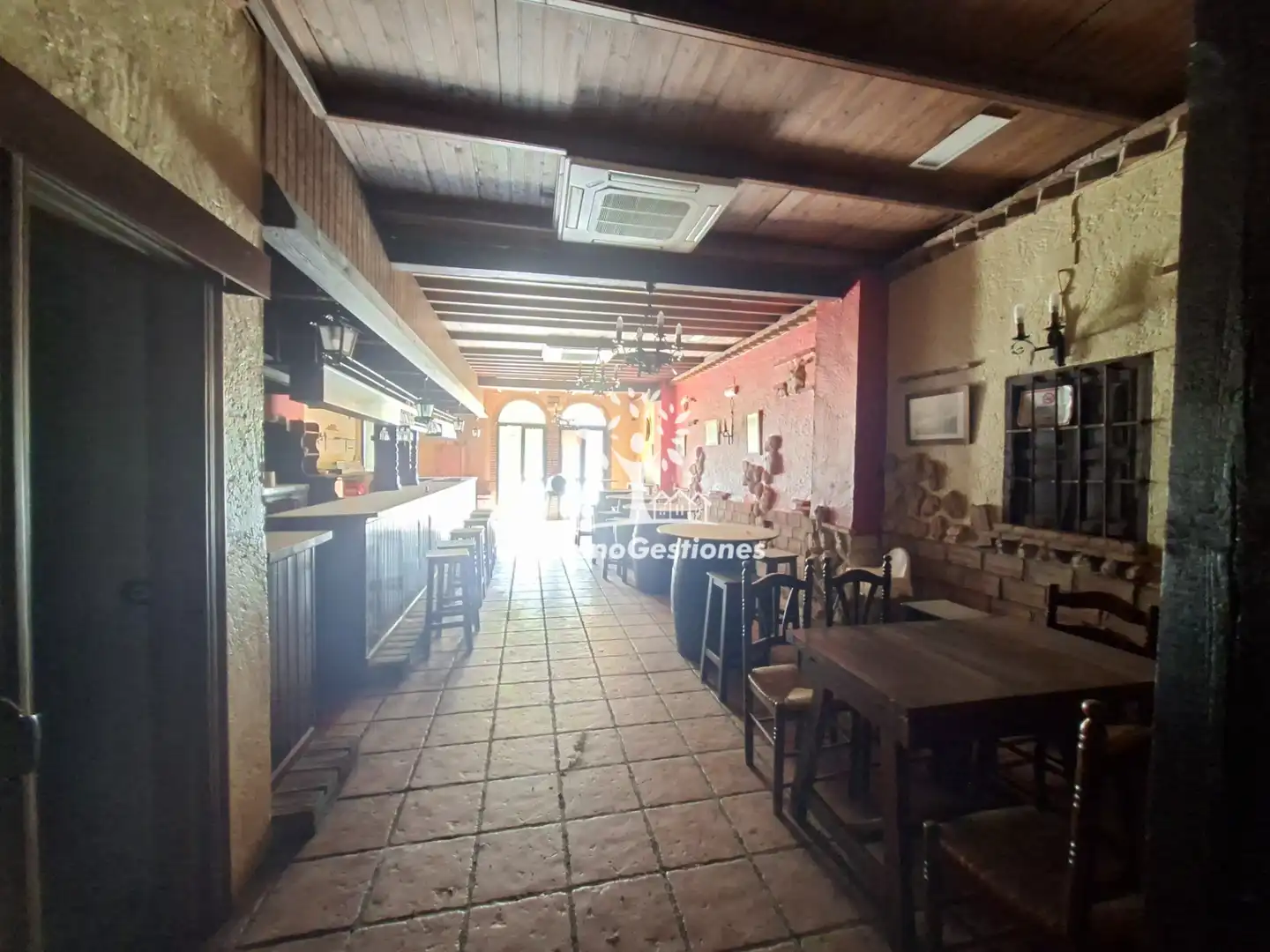 Local comercial de lloguer a Calle Juan Miró 15, imagen 6