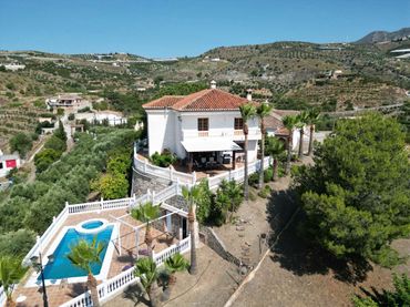 Xalet amb piscina en venda a Ítrabo