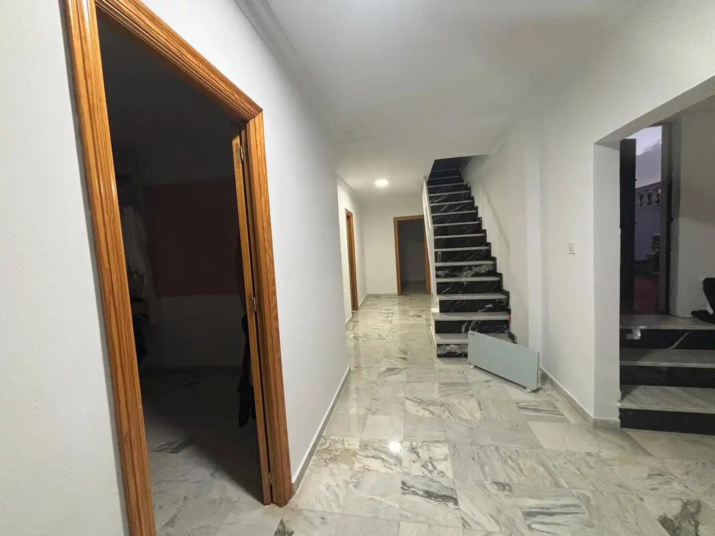 Casa adosada en venta en Sevilla con Terraza y Balcón
