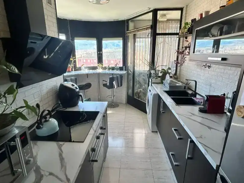 Cuina de Pis en venda en Ponferrada amb Traster, Moblat i Balcó