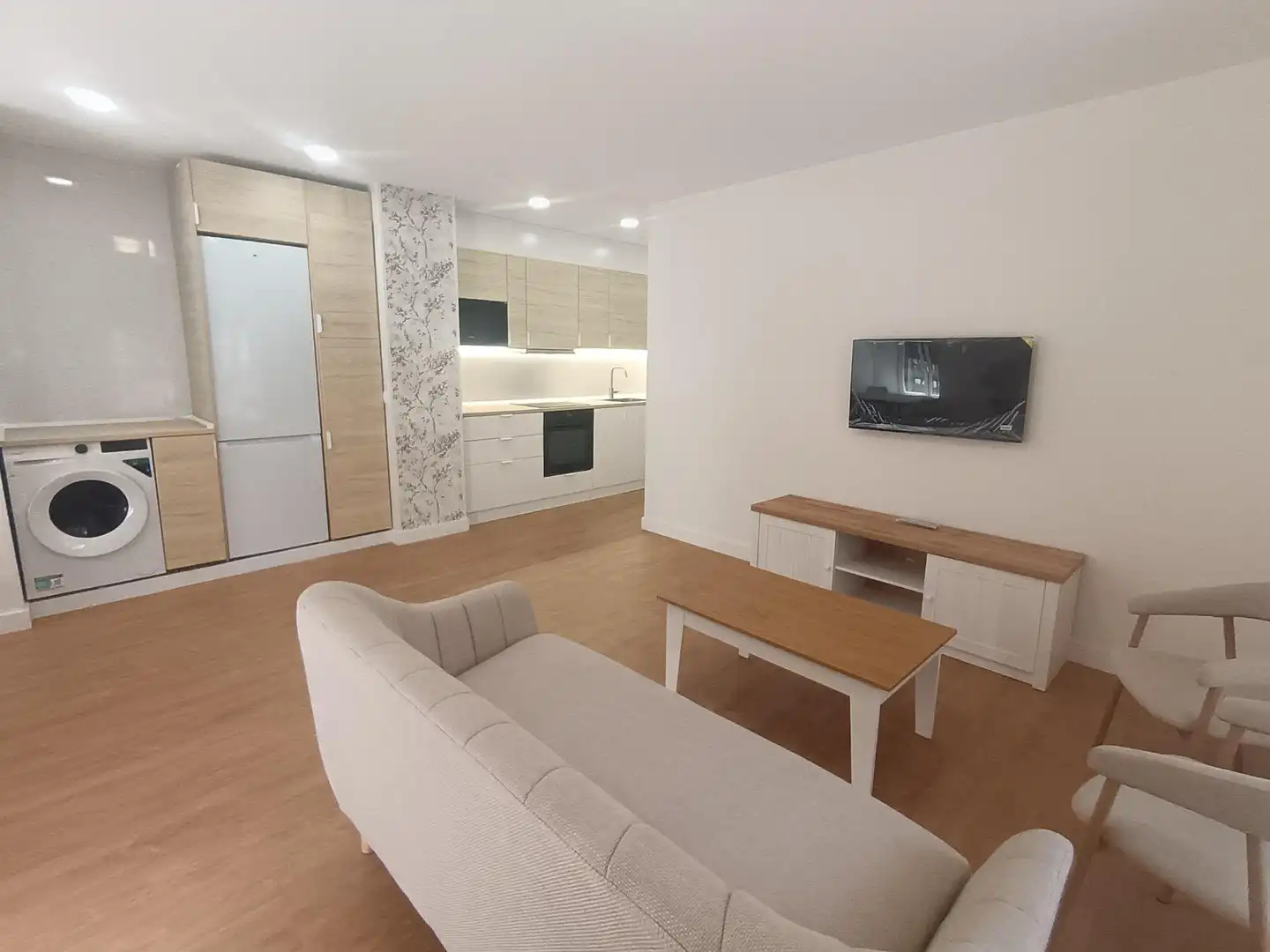 Wohnzimmer von Wohnungen zur Miete in Valladolid mit Klimaanlage, Heizung und Möbliert