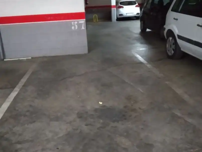 Parkplatz von Garage zur Miete in  Palma de Mallorca