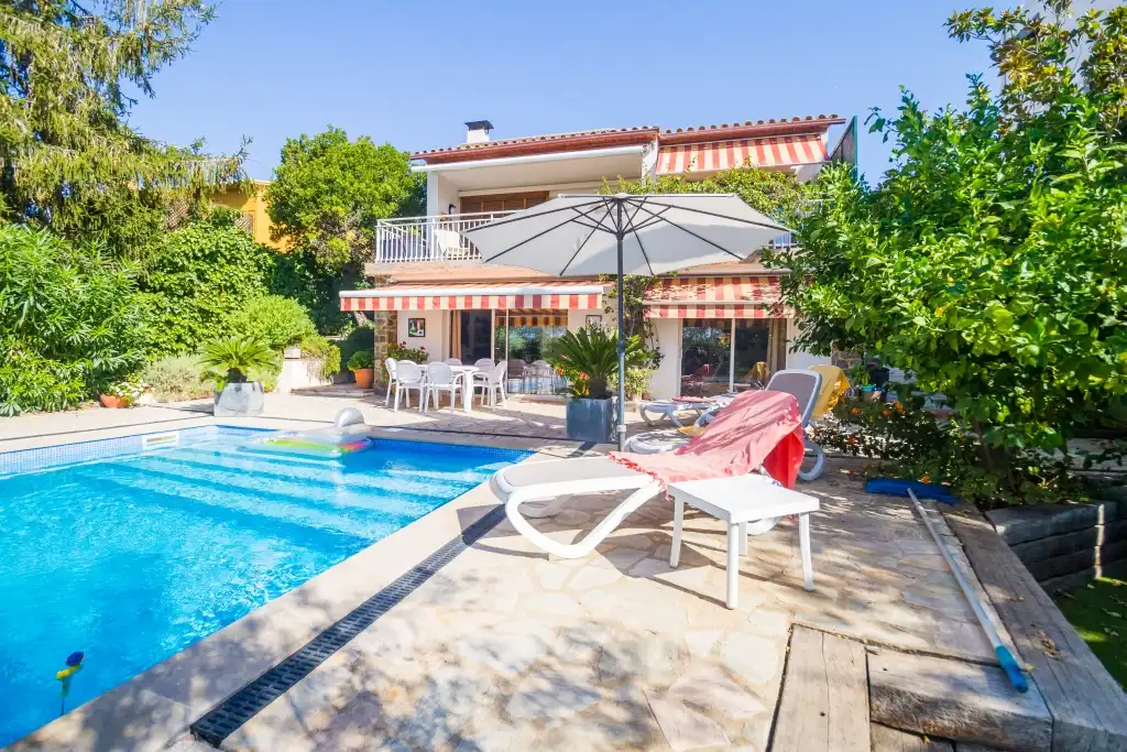 Casa amb terrassa en venda a Carrer Nord 9, imagen 3