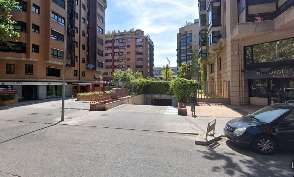 Exterior view of Garage for sale in  Madrid Capital