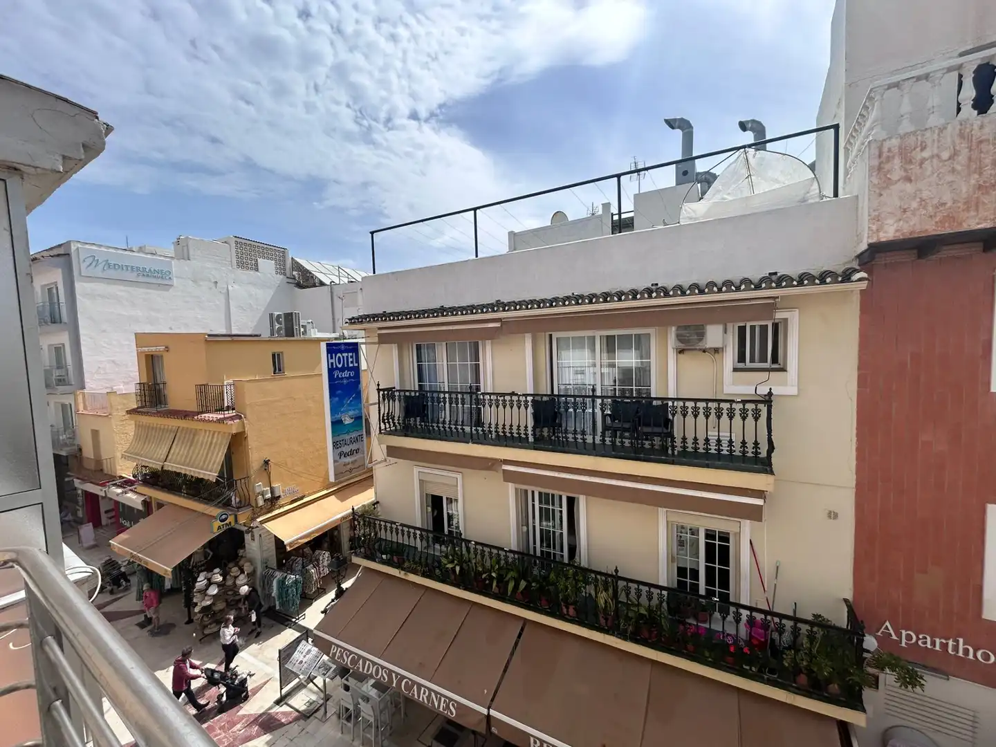 Vista exterior de Edificio en venta en Torremolinos