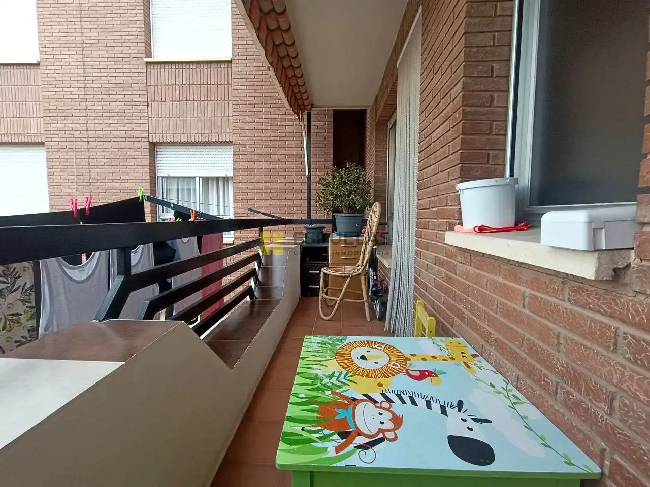 Terrasse von Wohnung zum Verkauf in Arnedo mit Heizung, Abstellraum und Möbliert