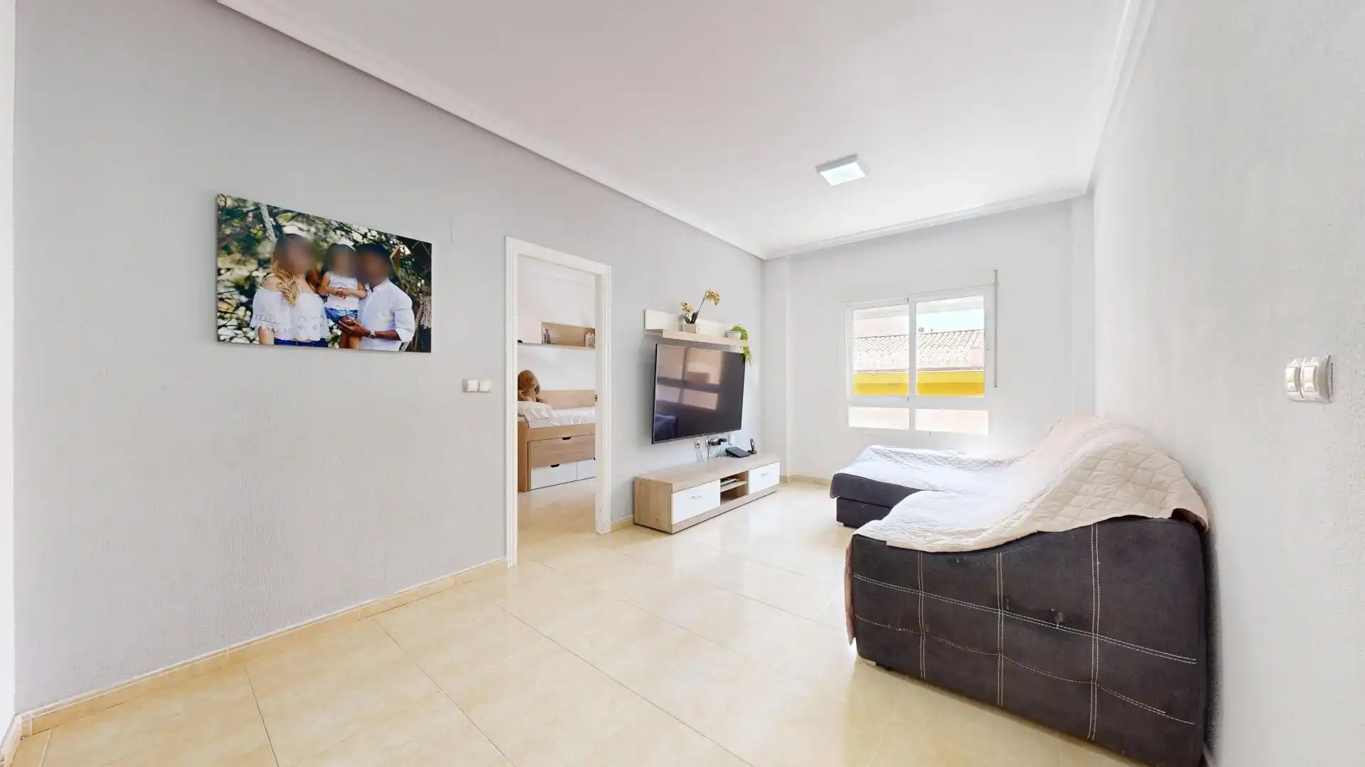Sala d'estar de Apartament en venda en Los Montesinos amb Aire condicionat, Moblat i Piscina comunitària