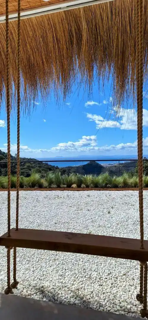 Vista exterior de Casa o xalet en venda en Ojén amb Aire condicionat i Piscina