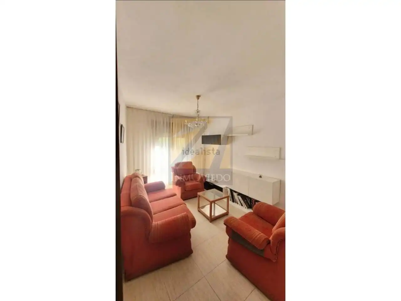 Sala de estar de Piso en venta en Ribadesella con Calefacción y Amueblado