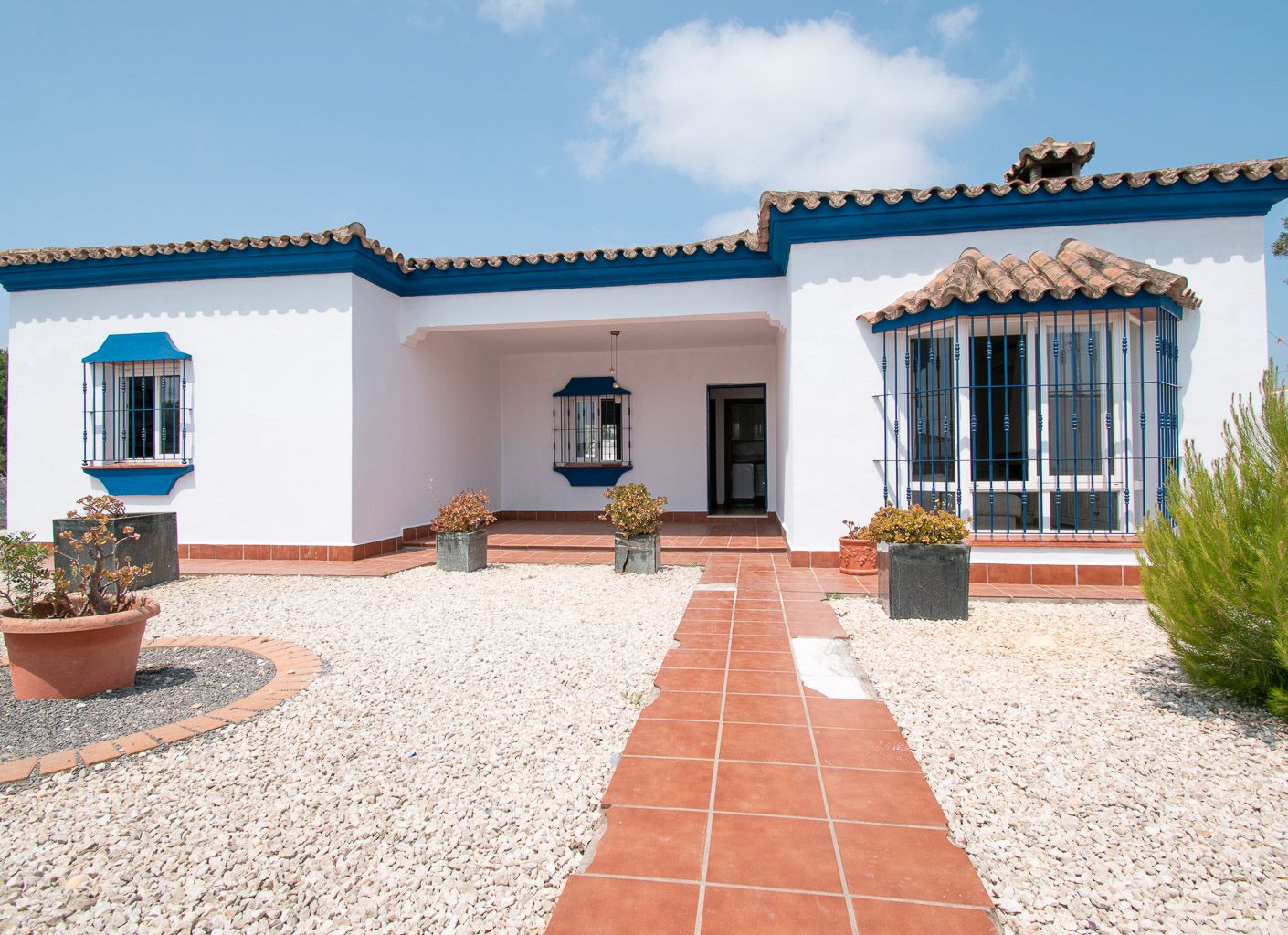 Vista exterior de Casa o xalet en venda en Chiclana de la Frontera