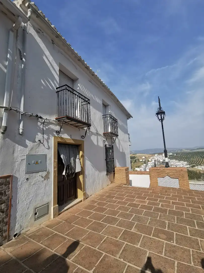 Terraced house with terrace for sale in Iznájar