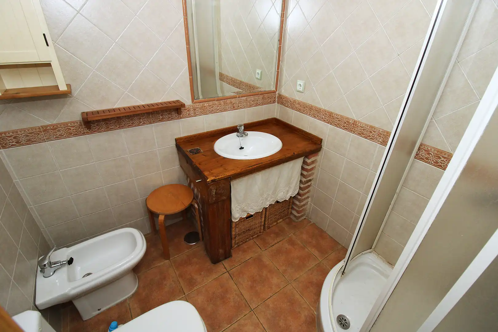 Baño de Casa adosada en venta en El Atazar con Calefacción, Terraza y Trastero