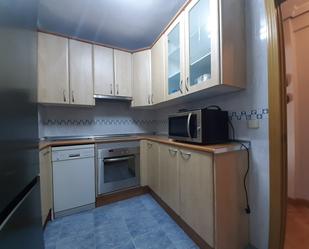 Kitchen of Flat to rent in Alcalá de Henares  with Air Conditioner, Heating and Parquet flooring