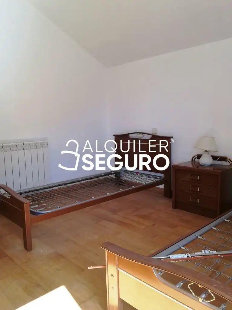 Habitación de Casa o chalet de alquiler en Colmenar Viejo con Calefacción, Terraza y Amueblado