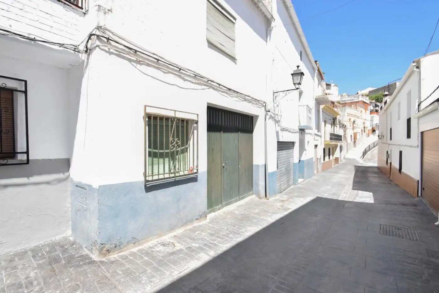 Garage for sale in Colomera