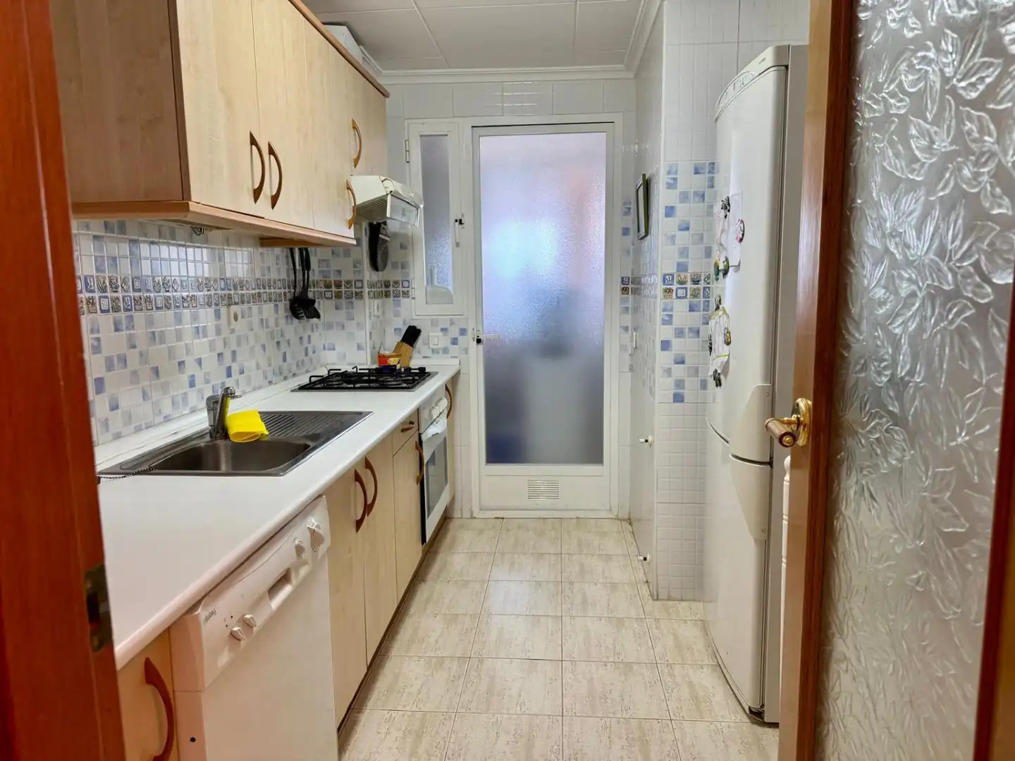 Cuina de Àtic de lloguer en Alicante / Alacant amb Jardí privat, Terrassa i Moblat