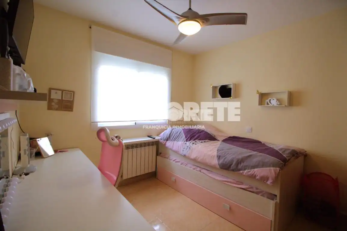 Casa adosada en venta en Calle Zurbarán, Las Ventas de Retamosa