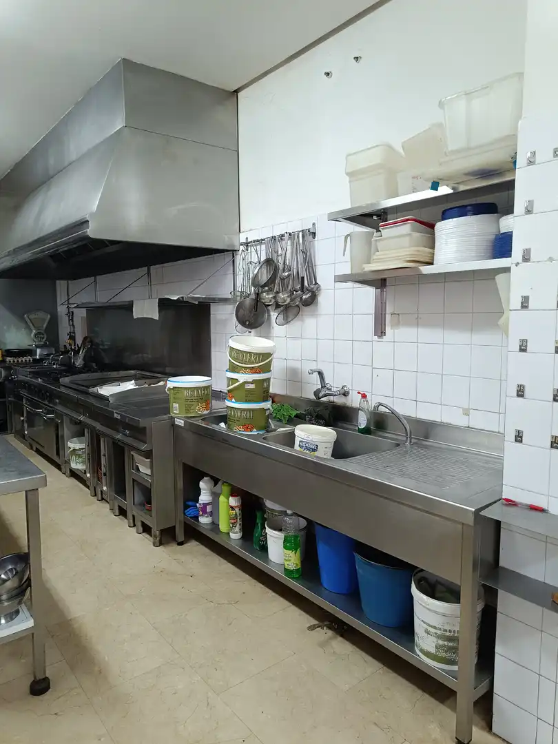 Cuina de Local en venda en Herrera de Pisuerga amb Moblat