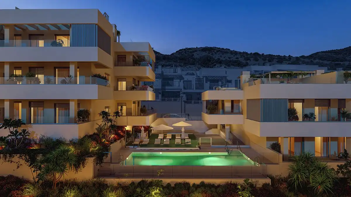 Vista exterior de Pis en venda en Benalmádena amb Aire condicionat, Calefacció i Terrassa