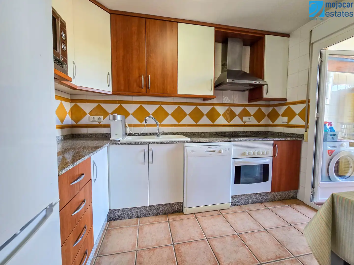 Terraced house with terrace for sale in Avenida la Giralda 32, imagen 8