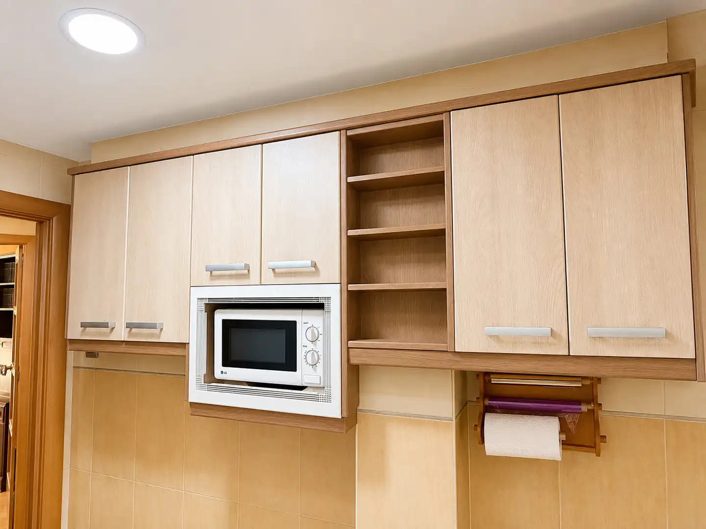 Kitchen of Flat for sale in Valencia  with Air Conditioner, Furnished and Oven