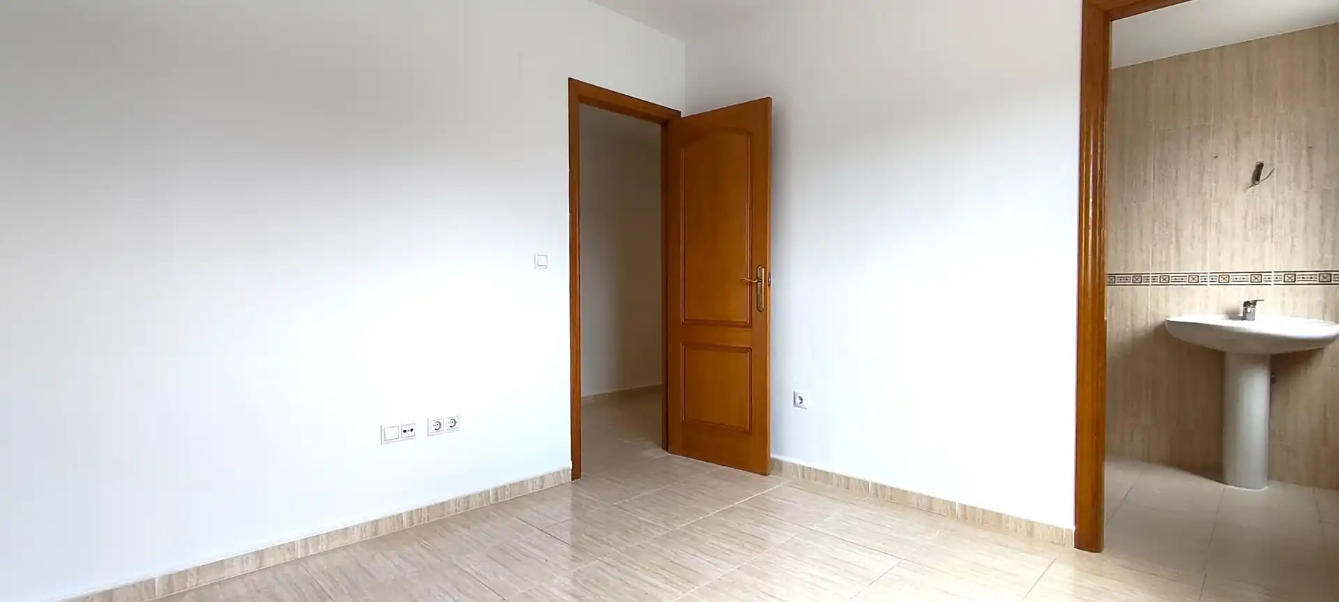 Flat for sale in Alicante / Alacant  with Balcony and Community pool