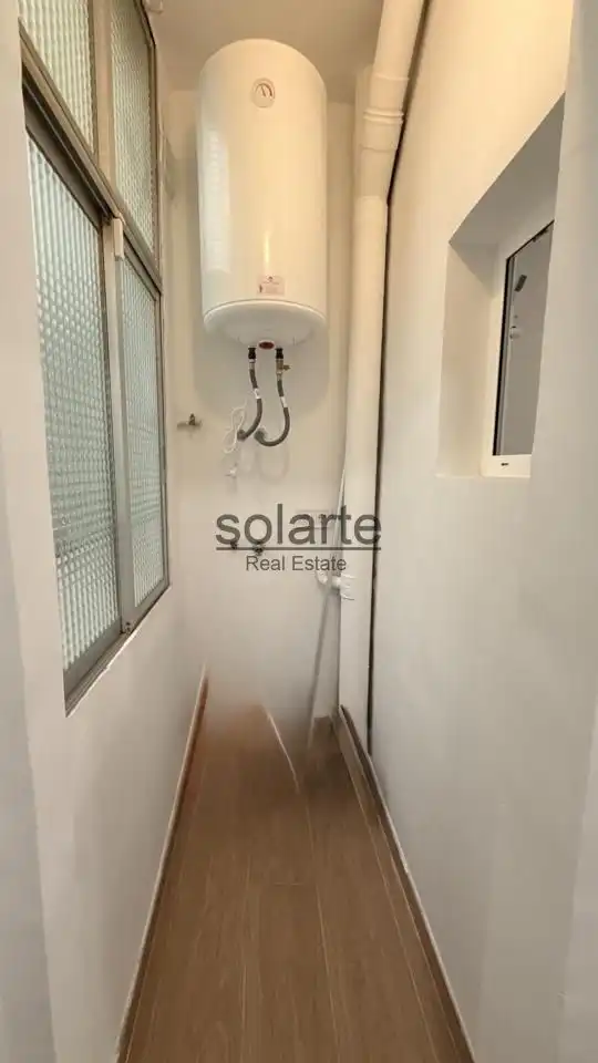 Balcony of Flat for sale in Barcelona  with Air Conditioner and Parquet flooring