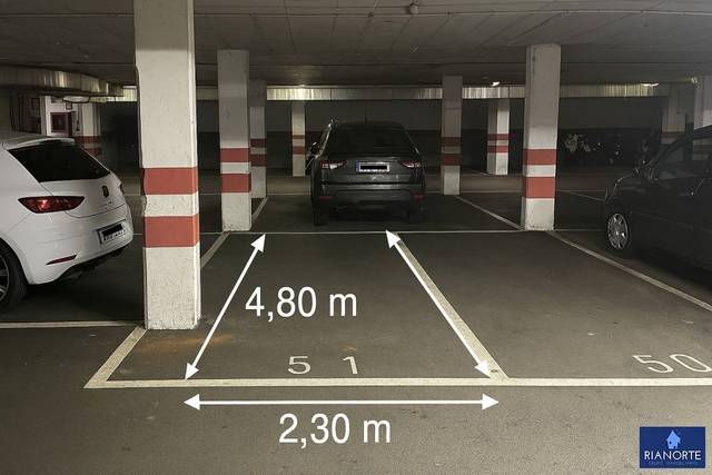 Garaje en Venta en Luanco - Aramar - Antromero