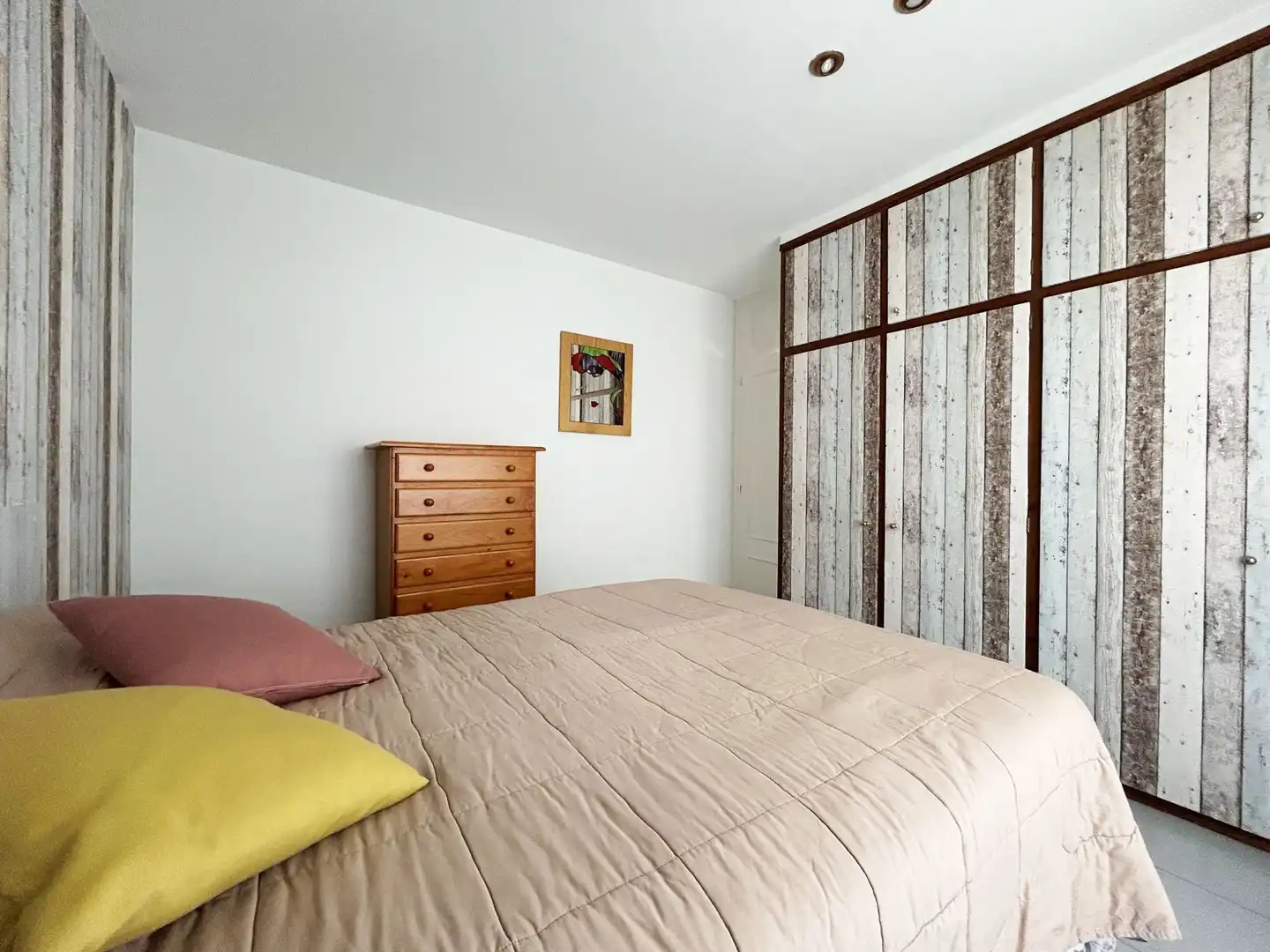 Habitación de Piso en venta en Torelló con Calefacción, Terraza y Trastero
