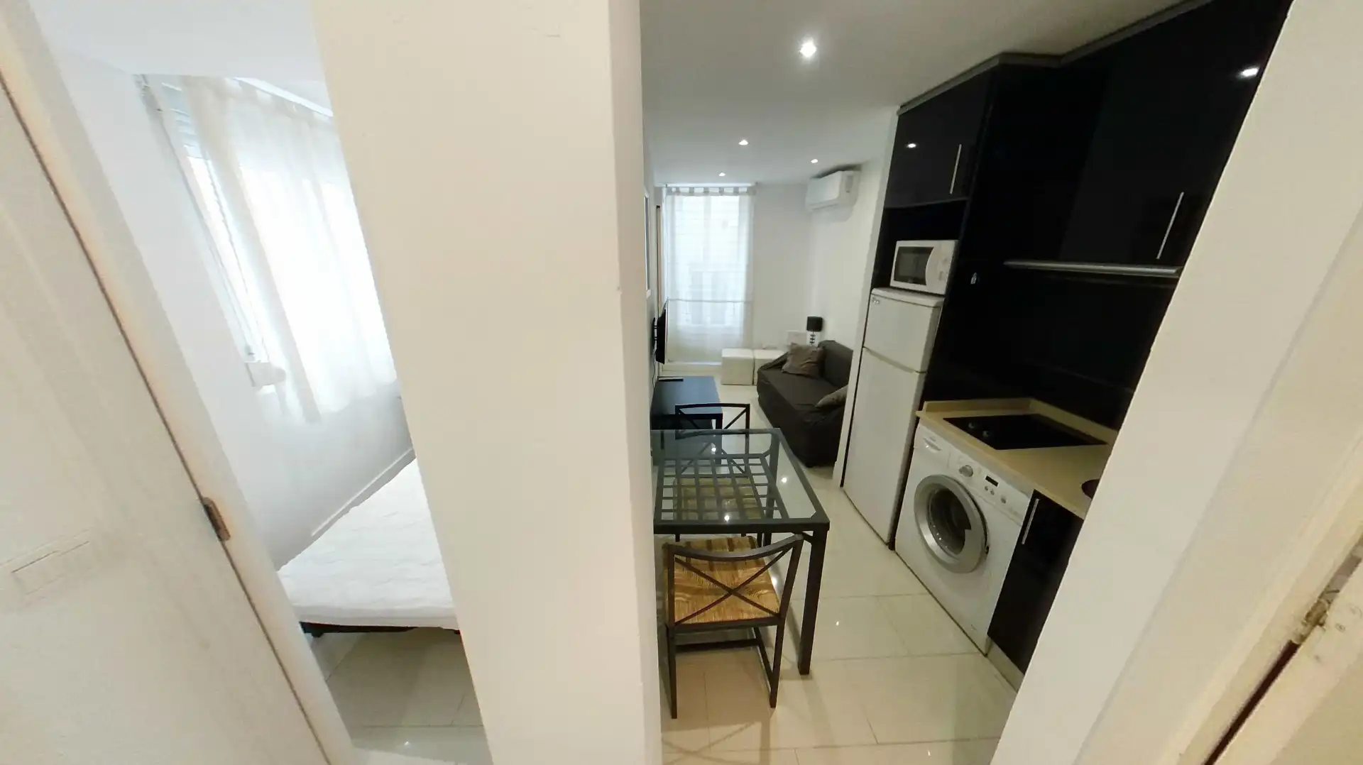 Flat with terrace to rent in Calle del Salitre, imagen 12