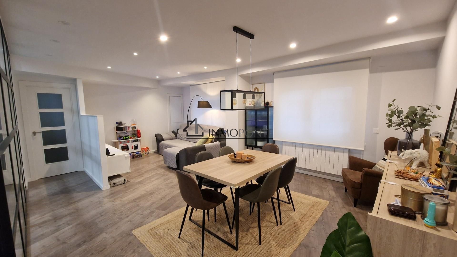 Sala d'estar de Pis en venda en Pontevedra Capital 