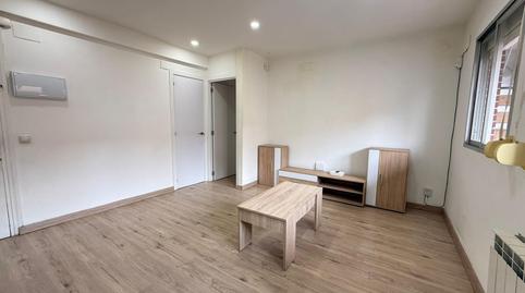 Photo 2 of Flat to rent in Calle Cardeñosa, Entrevías, Madrid
