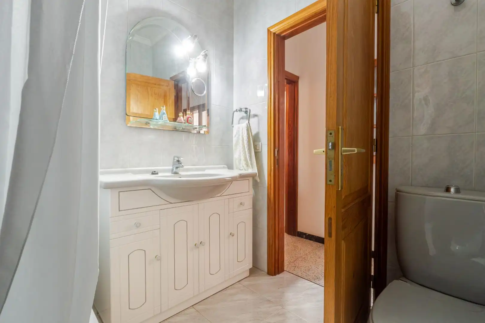 Bathroom of Houses for sale in Arucas