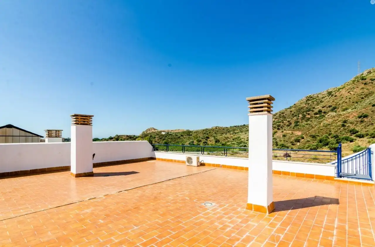 Terraza de Ático de alquiler en Rincón de la Victoria con Aire acondicionado, Calefacción y Jardín privado