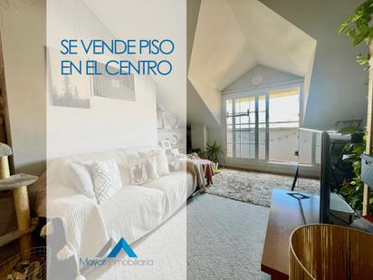 Exterior view of Flat for sale in Alcalá de Henares  with Air Conditioner and Terrace