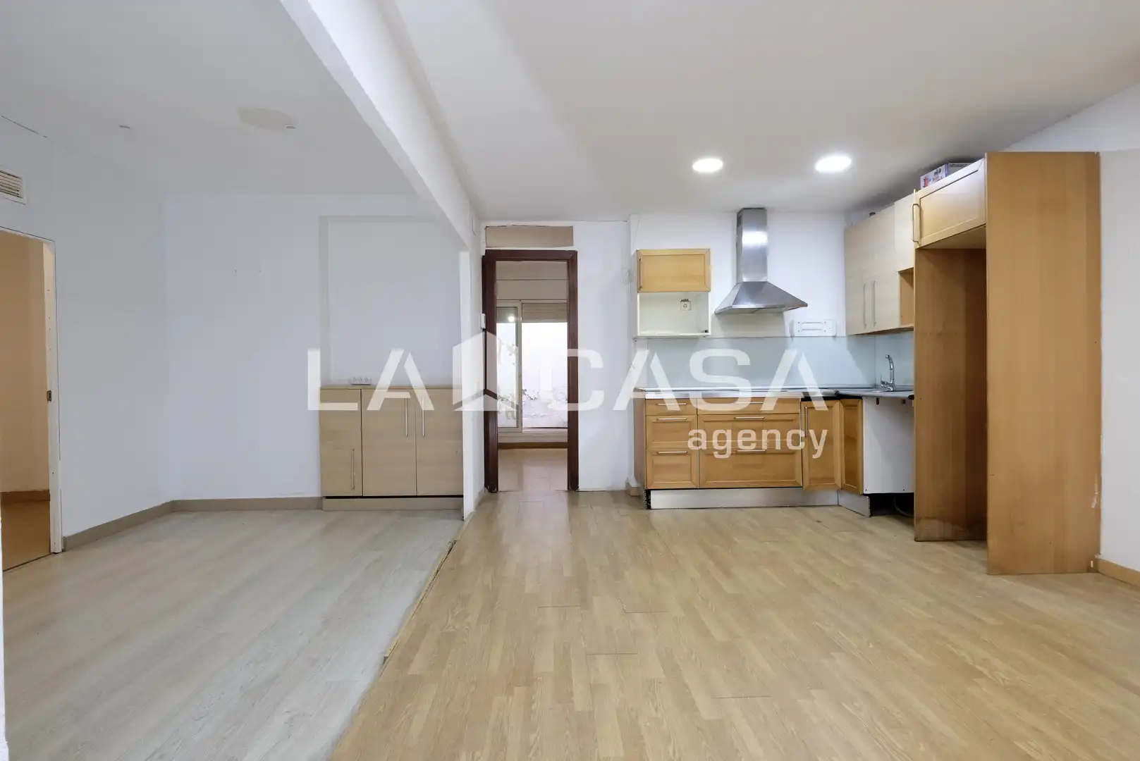 Bajo en venta en Carrer Mare de Déu de les Neus, imagen 8