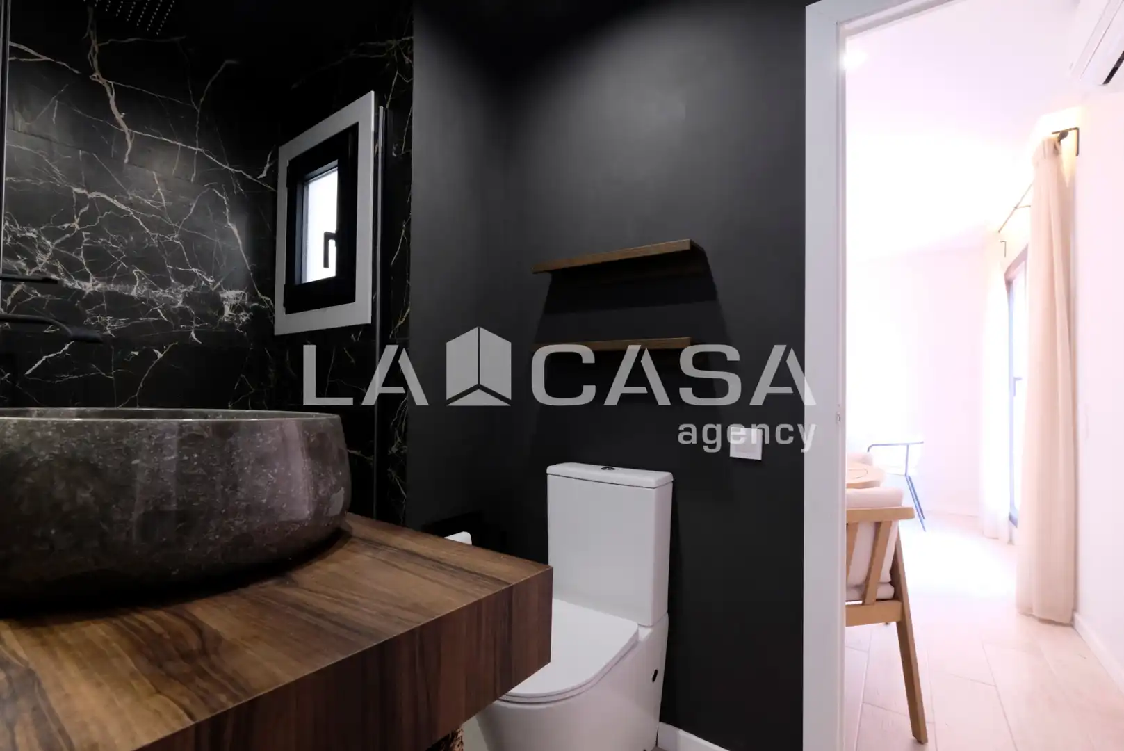Bathroom of Attic for sale in Barcelona  with Air Conditioner, Heating and Terrace