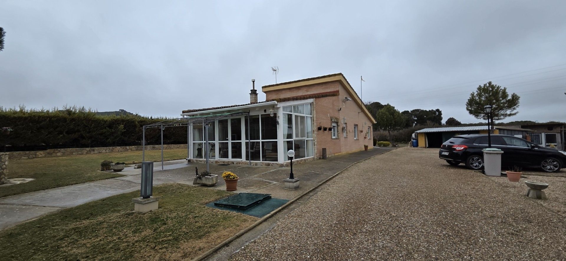 Vista exterior de Casa o xalet en venda en Palencia Capital amb Calefacció, Jardí privat i Terrassa