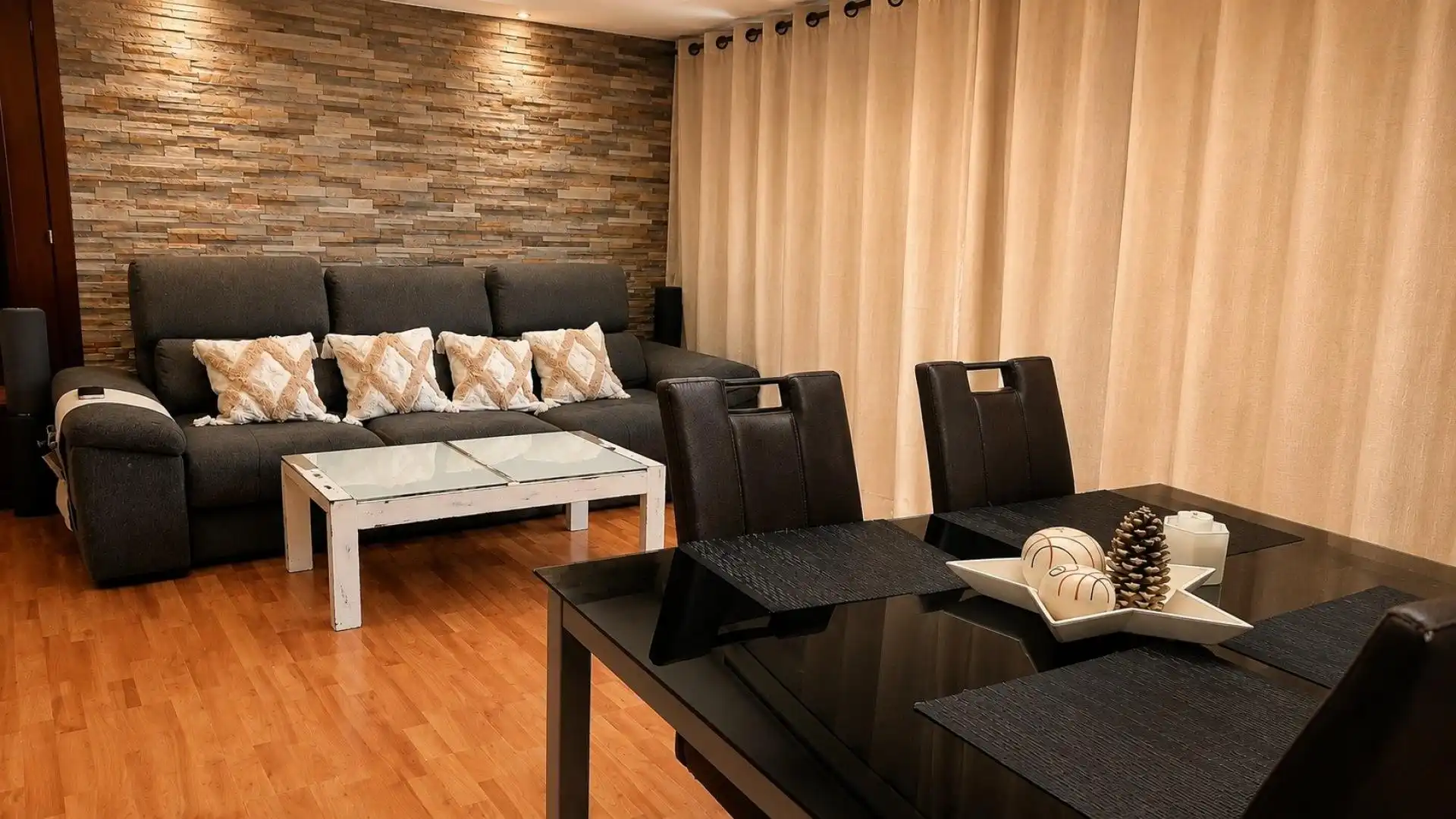 Sala de estar de Apartamento en venta en Sant Feliu de Codines