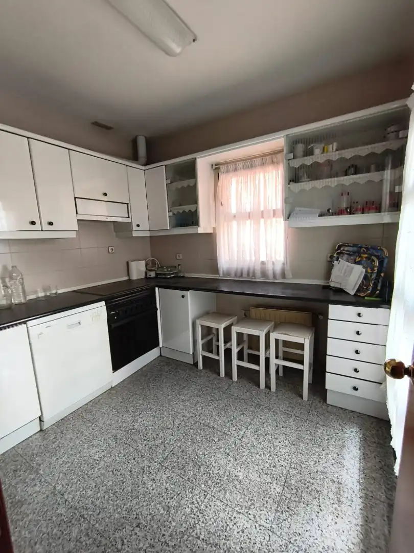 Cocina de Casa o chalet en venta en Guadalajara con Calefacción