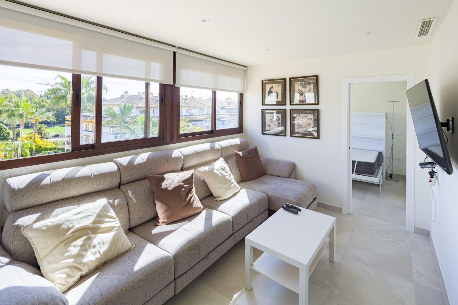 Living room of Attic for sale in Marbella  with Air Conditioner, Storage room and Furnished