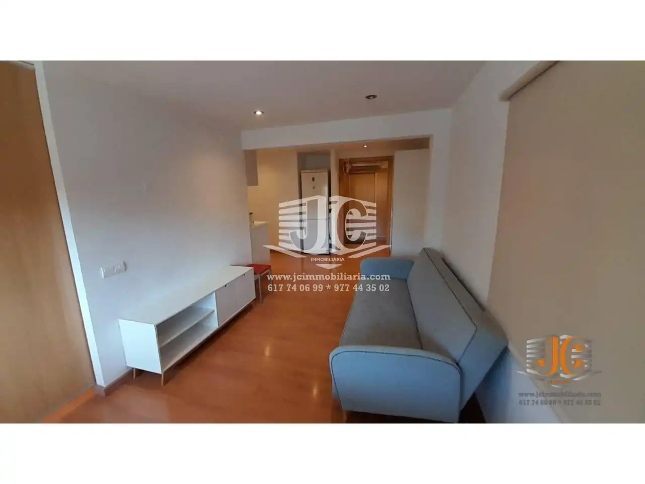 Habitación de Piso de alquiler en Tortosa con Aire acondicionado, Parquet y Amueblado