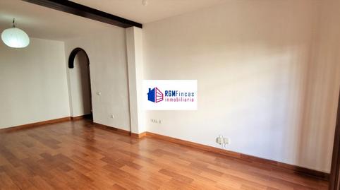 Photo 3 of Flat to rent in San Pablo, Sevilla