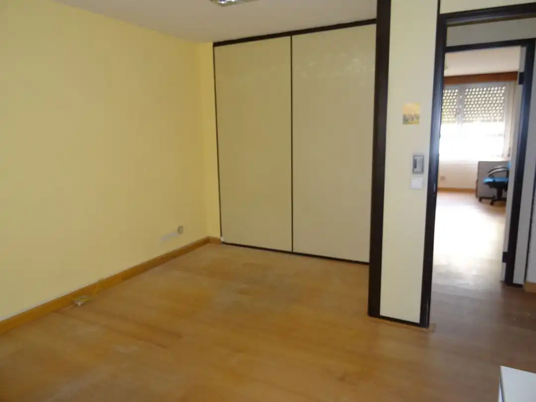 Büro zur Miete in Calle General Vara de Rey, imagen 5