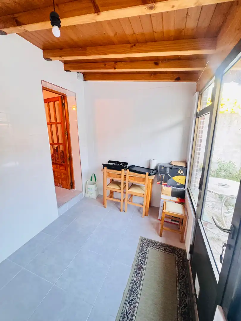Casa adosada en venta en Laguna de Duero con Calefacción, Jardín privado y Parquet