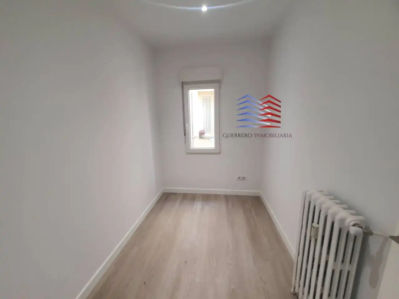 Schlafzimmer von Wohnungen zur Miete in Madrid mit Klimaanlage, Heizung und Alarm