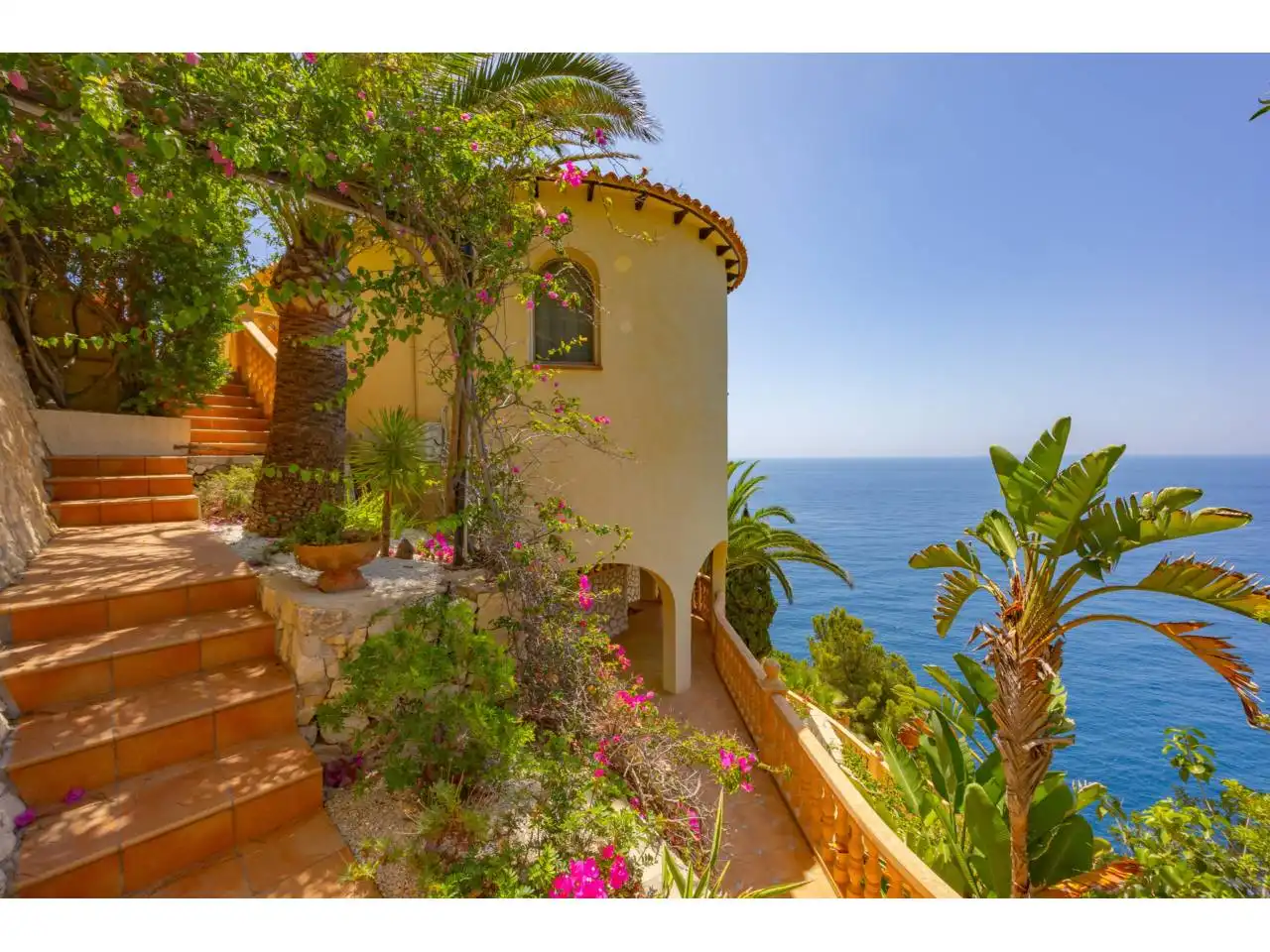 Vista exterior de Casa o xalet en venda en Jávea / Xàbia amb Aire condicionat, Calefacció i Jardí privat