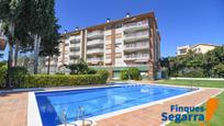 Swimming pool of Flat for sale in Roda de Berà  with Terrace