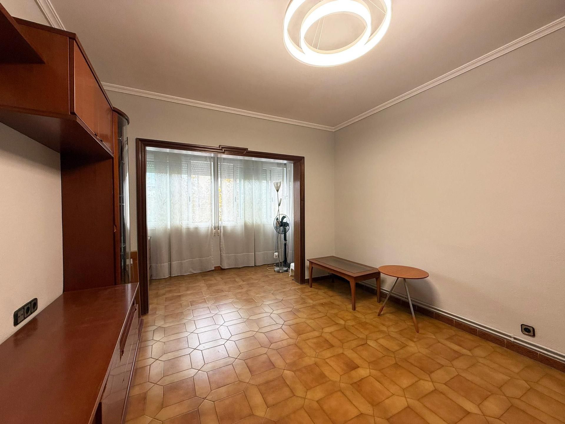 Living room of Flat for sale in  Barcelona Capital  with Heating